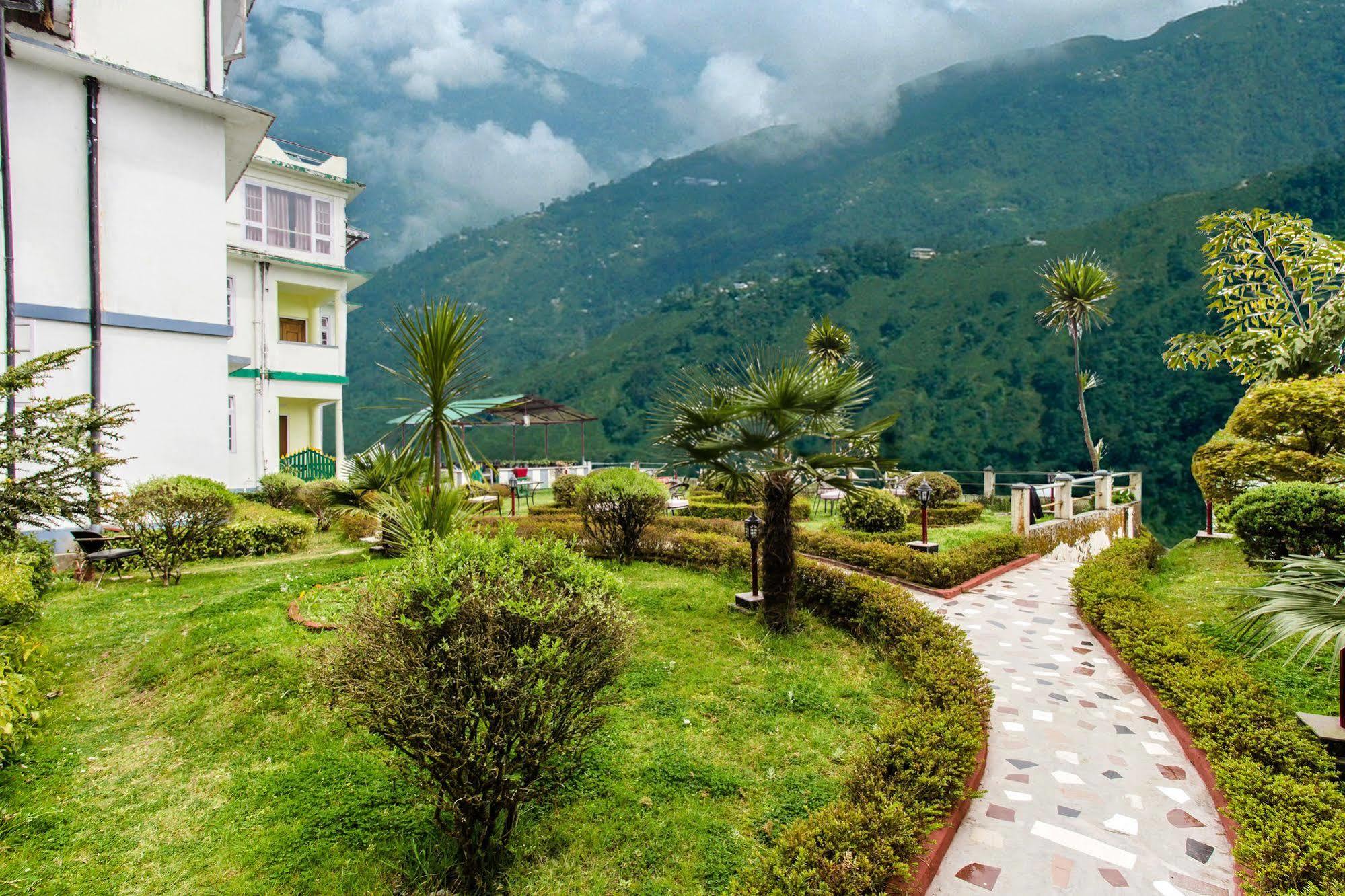 Central Nirvana Darjeeling  Exterior foto