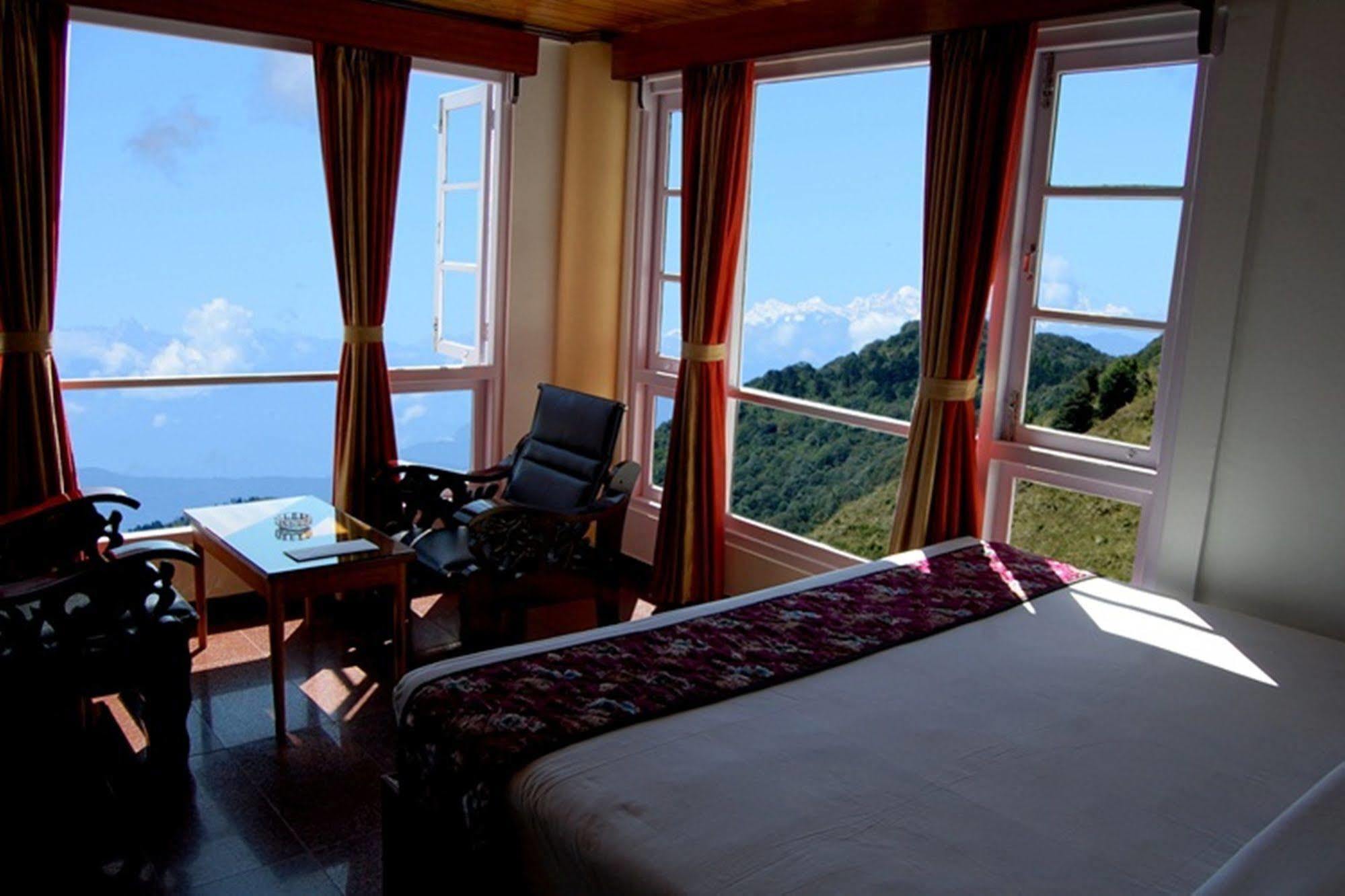 Central Nirvana Darjeeling  Exterior foto