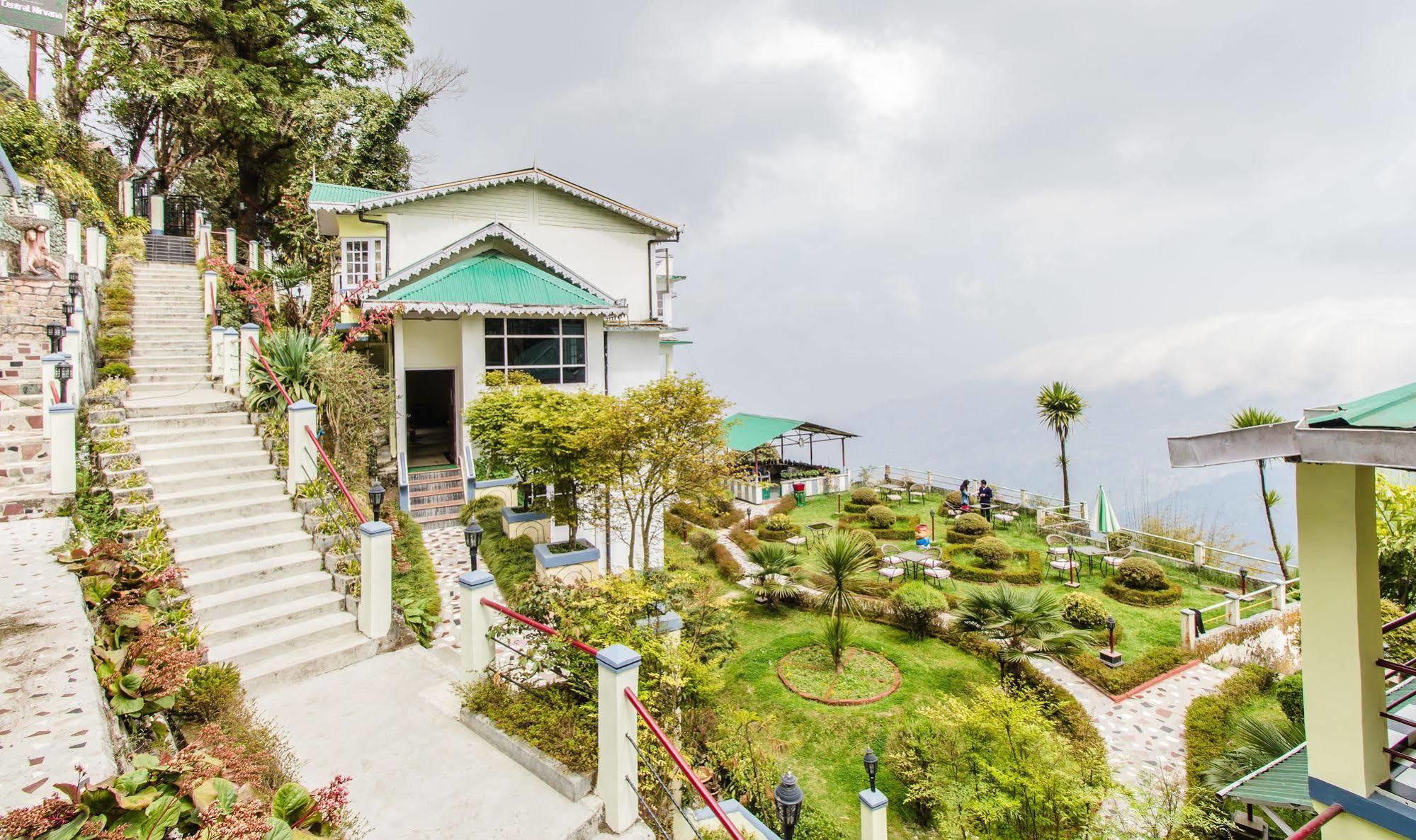 Central Nirvana Darjeeling  Exterior foto